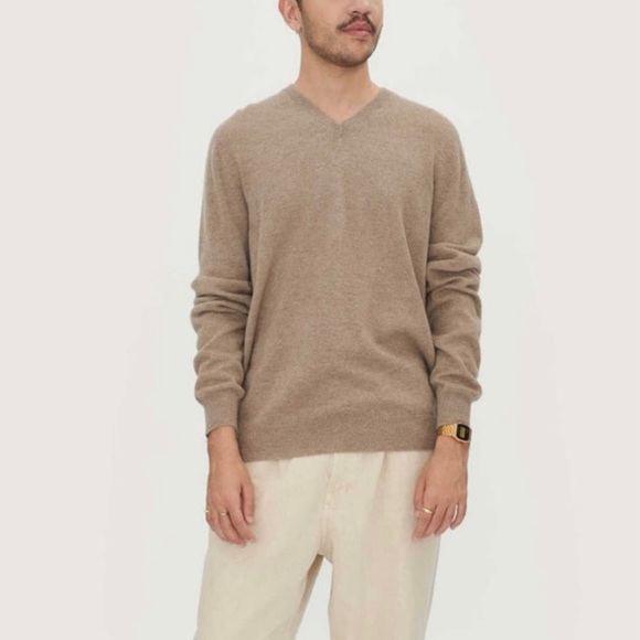 PAULO MONDO 100% Cashmere Two Ply V Neck Sweater, tan - Picture 1 of 6